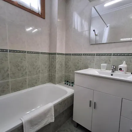 Urban Camelias * Βίγκο